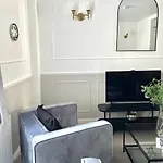 Monkgate Fortress - Apartman *
